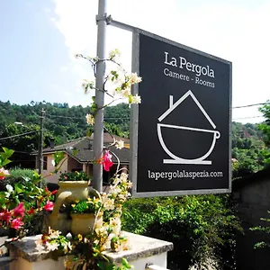Guest house La Pergola Private Parking, Vezzano Ligure